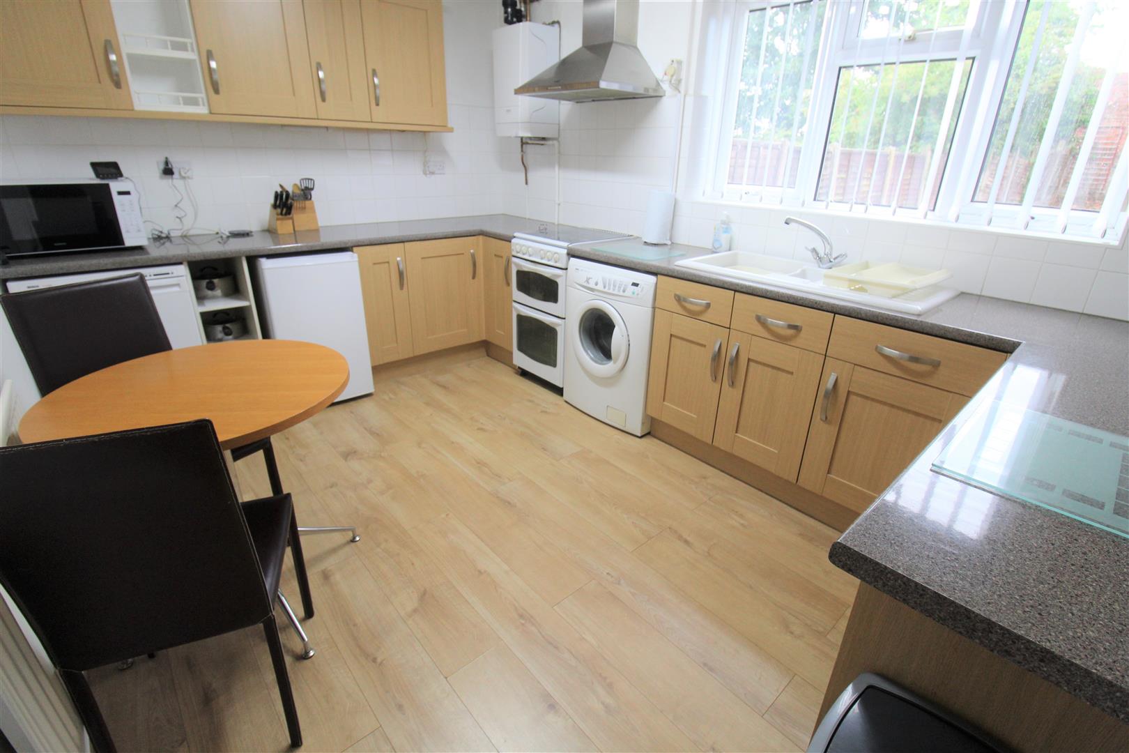 Holdcroft Road, Bucknall, Stoke-On-Trent